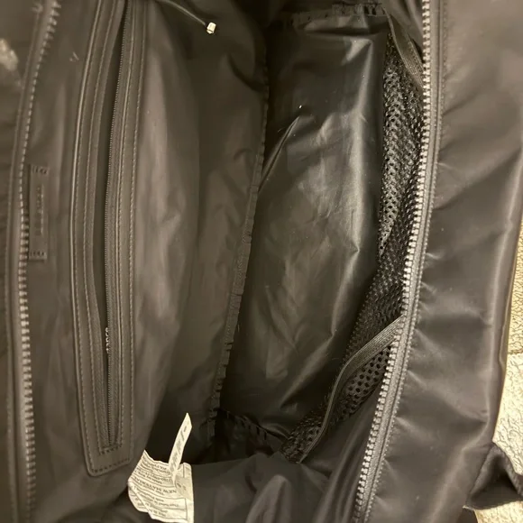 Lululemon Black Tote Bag - Picture 6 of 7